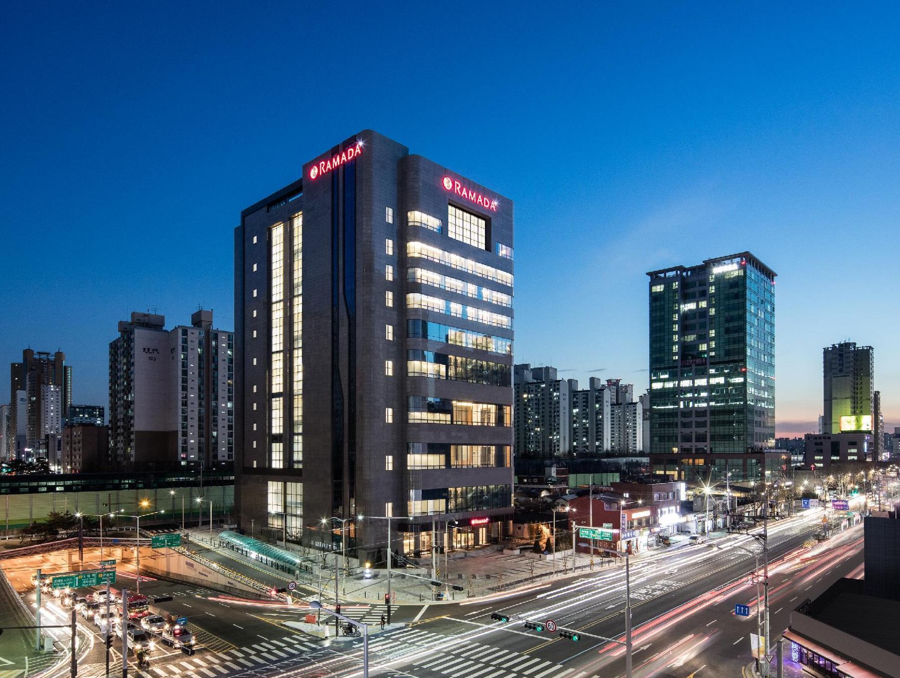 Ramada By Wyndham Seoul Sindorim Hotel Exterior foto